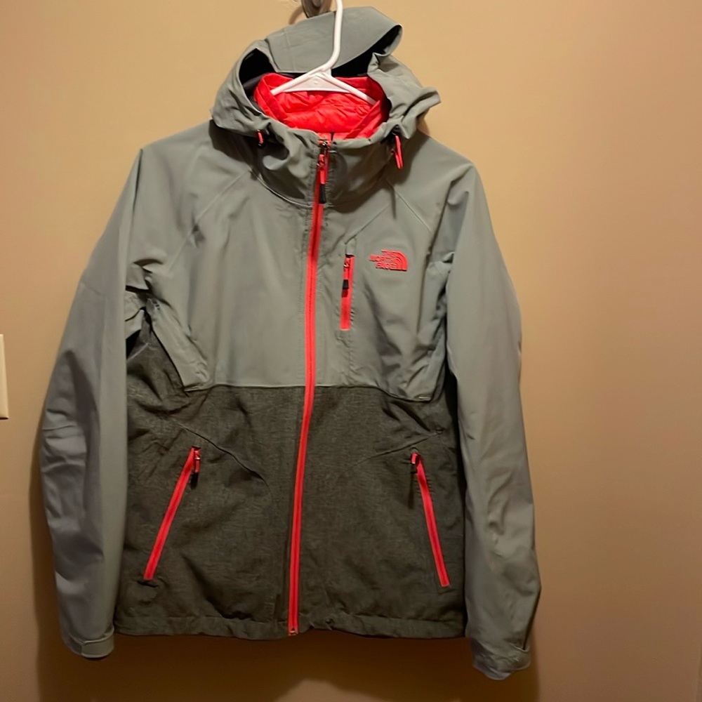 North Face Women’s Thermoball 3-in-1 Parka. Size Medium. Green/Pink